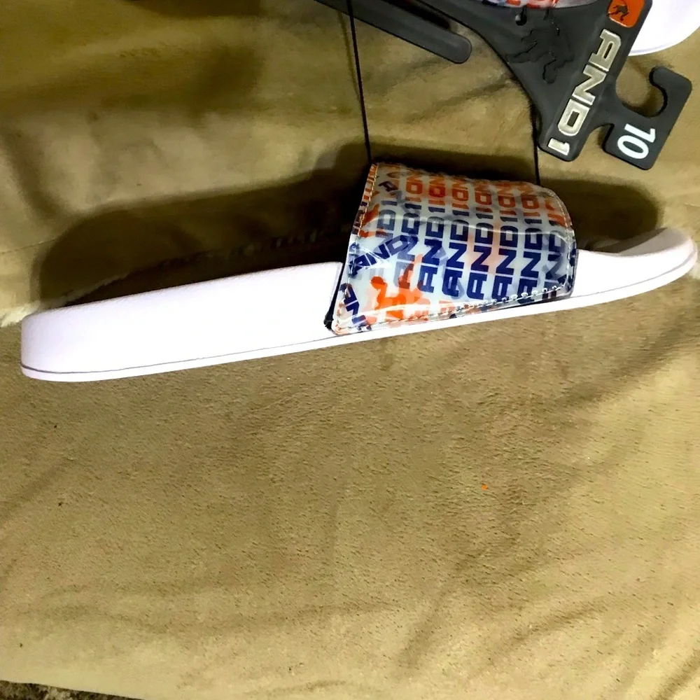 AND 1 slides NWT